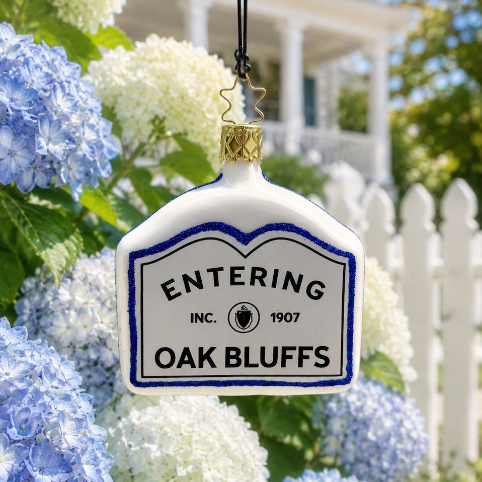 Oak Bluffs handblown glass Christmas ornament, Mariner & Gold Vineyard Collection
